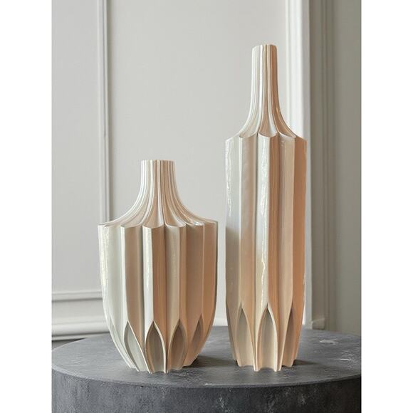 Z Gallerie Other - Pair Of Z Gallerie White Savannah Vases Poly Resin Home Decor Retired 22” & 14”